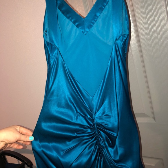 Floor length formal dress - Picture 5 of 7